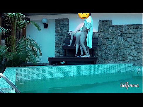 ❤️ Boss invitéiert Déngschtmeedchen an de Pool, mee konnt net engem waarm widderstoen ❤️❌ Anal Video op lb.pornhdvideos.ru ❌❤